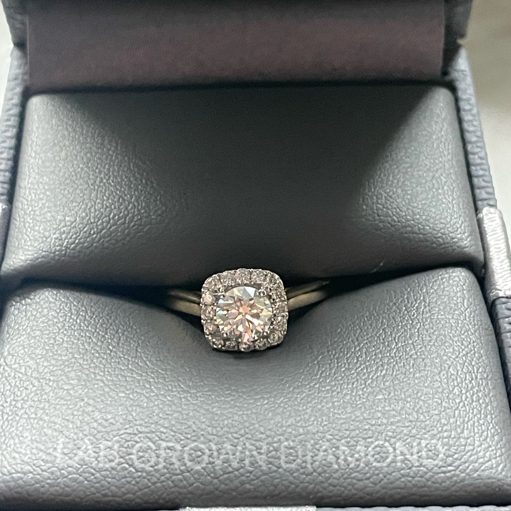 1CT DIAMOND RING